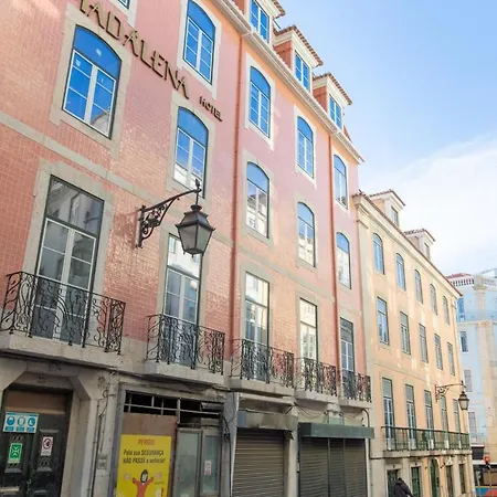 Plum Guide - The Sunny Rhino Apartment